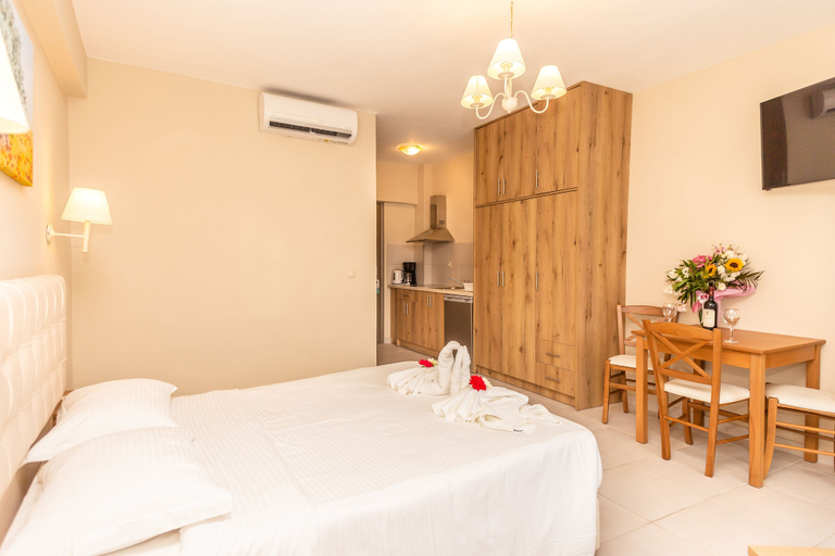 Bedroom 3, Robolla Beach Aparthotel, Ionian Islands