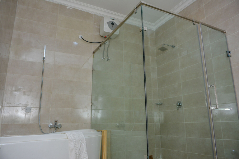 Bathroom 3, Bedouin Hotel & Suites, Uvwie