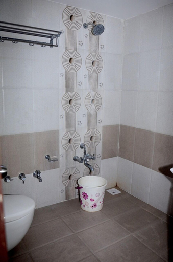 Bathroom, The New Holiday II, Mahesana