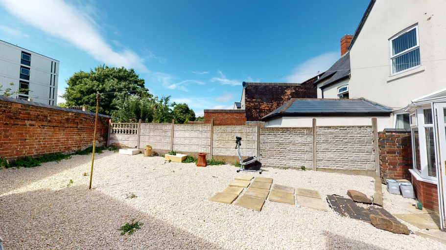 Exterior & Views, J kyns Aparthome, Sandwell