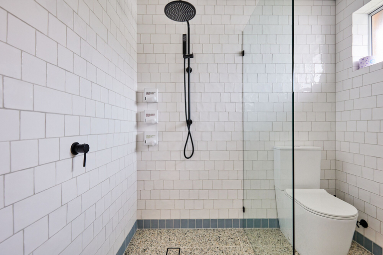 Bathroom 4, Blue Water Motel, Tweed Heads