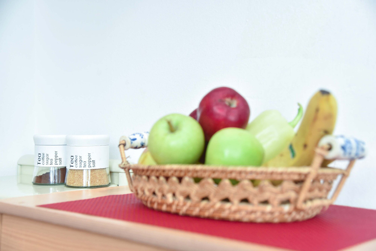 Food & Drinks 5, Family Apartment Budva