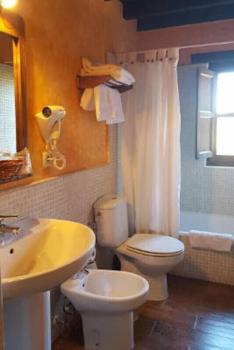 Bathroom, Hotel Rural Casa Cueto, Asturias