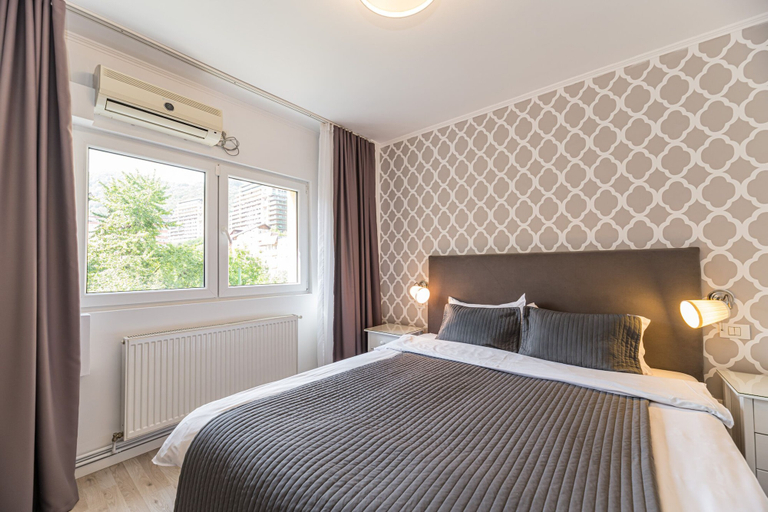 Bedroom 5, Charming Apart/surrounded by Forest/relaxing/wifi, Brasov