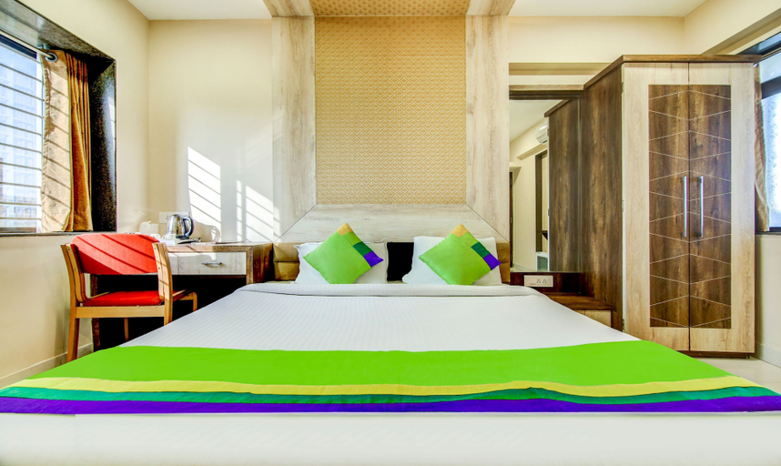 Bedroom 3, The Tripti Hotel, Indore