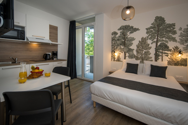 Bedroom 2, Lagrange Apart'HOTEL Mulhouse, Haut-Rhin