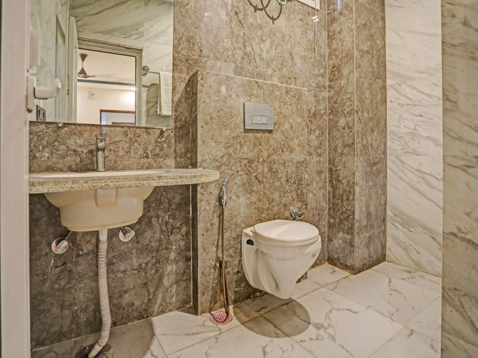 Bathroom 3, Hotel care one bliss, Gautam Buddha Nagar