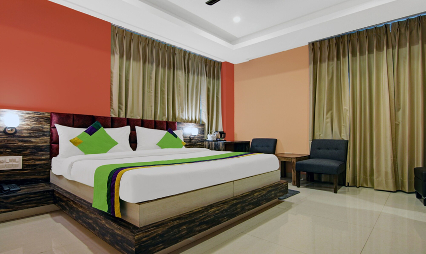 Bedroom 1, Treebo Trend Agnivesh Ayush Wellness Centre, Kangra