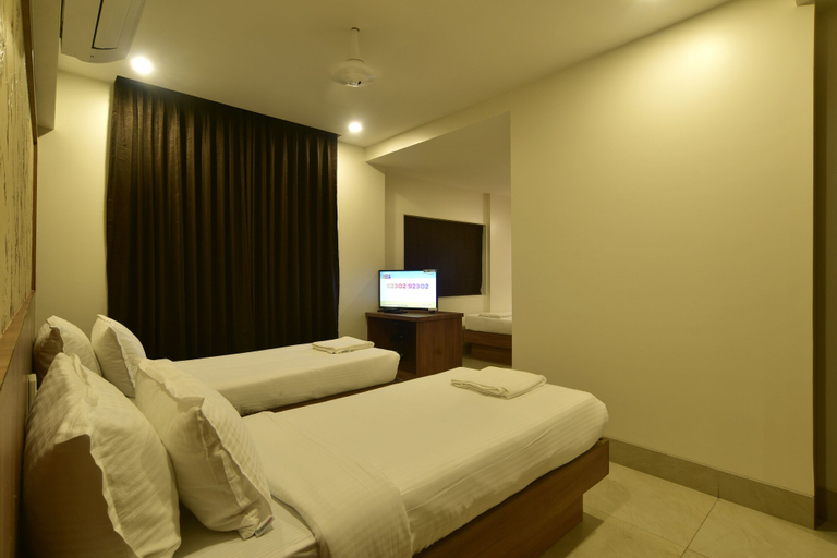 Bedroom 2, Panchavati Express, Nashik