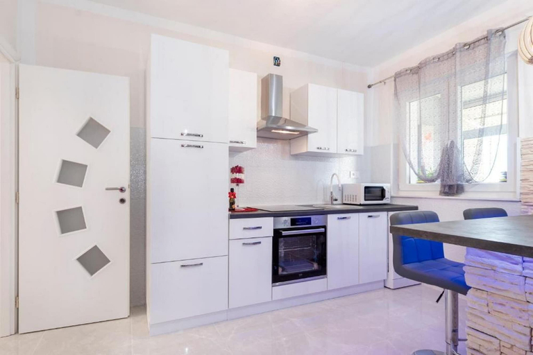 Others 5, Apartments Diva, Šibenik