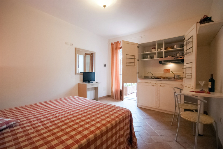 Bedroom 3, Residence Le Grazie Est, Livorno