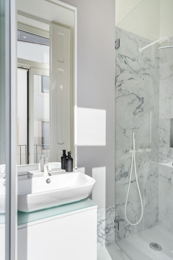 Bathroom 4, Liberdade Deluxe Apartment, Lisbon
