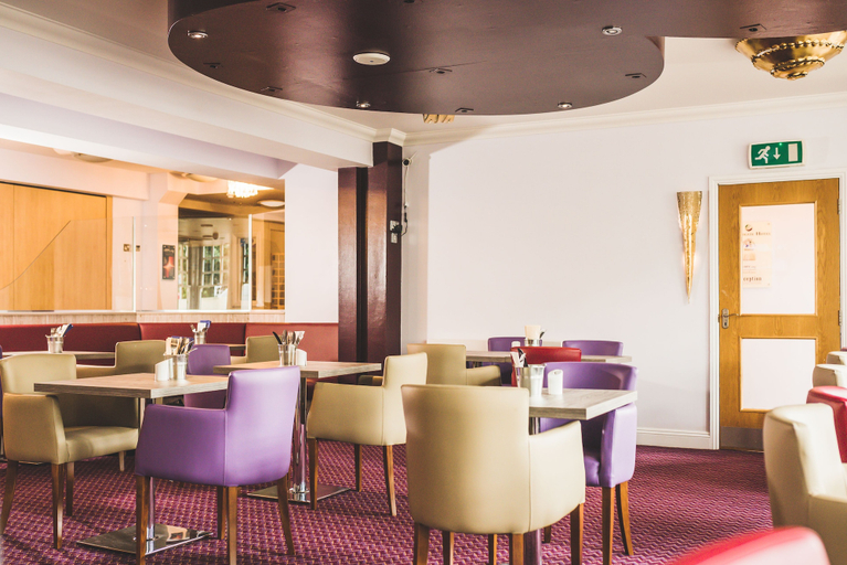 Food & Drinks 5, Queensgate Hotel , Peterborough