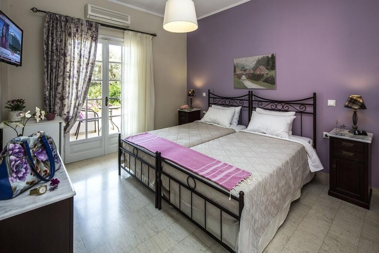 Bedroom 3, Vassilis Guest House, Epirus