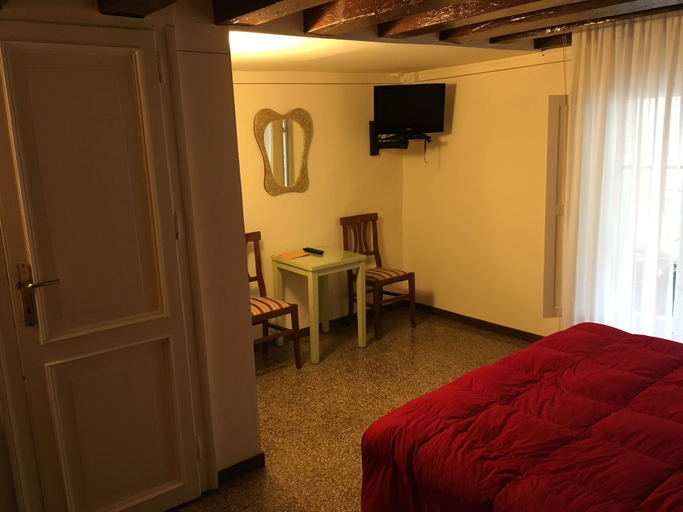 Bedroom 2, Lion Morosini Palace, Venezia