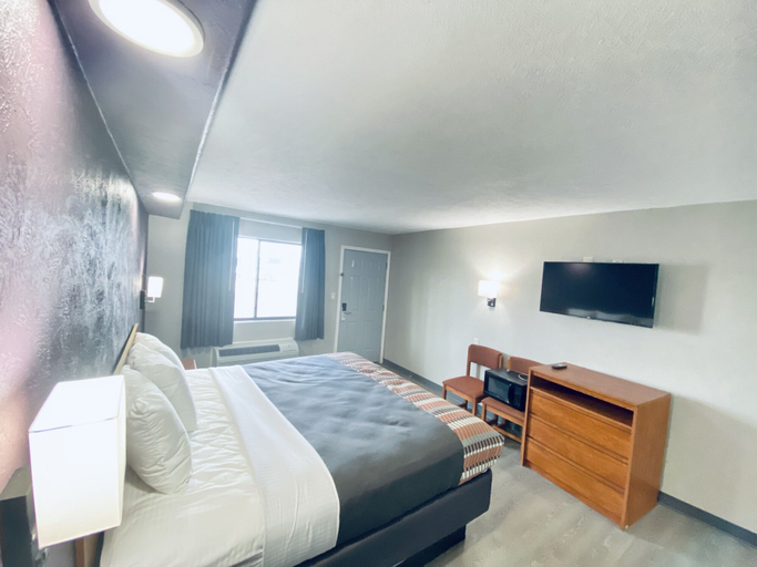 Bedroom 2, Executive Inn Kingsville, Kleberg