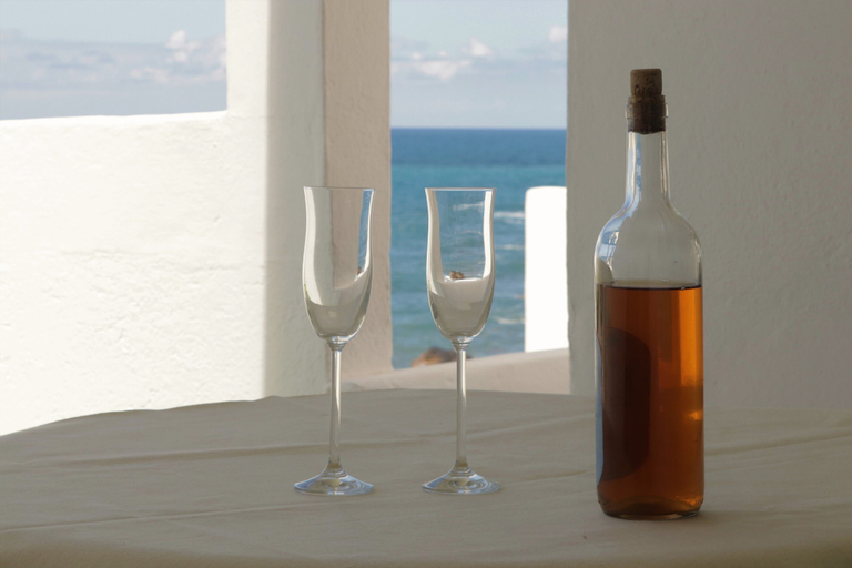 Food & Drinks, Casa Oásis Atlántico, Rincón Secreto al Pie de los Senderos, Santa Cruz de Tenerife