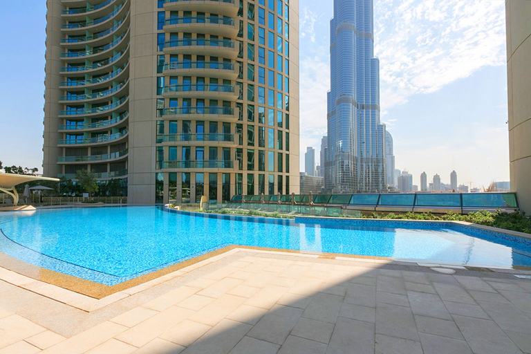 Sport & Beauty, Maison Privee - 5 stars Apt in Architectural Marvel of Dubai, Dubai