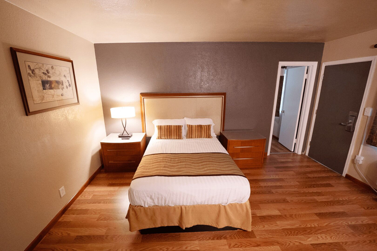 Bedroom 2, Stay inn suite, San Joaquin