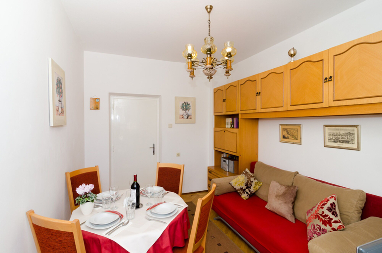 Others 5, Apartman Red Orange, Dubrovnik
