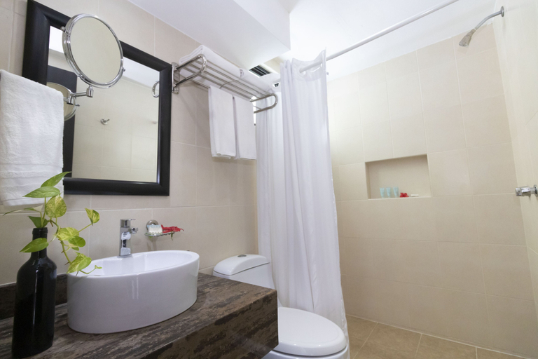 Bathroom 3, Marazul Hotel Boutique, Isla Mujeres
