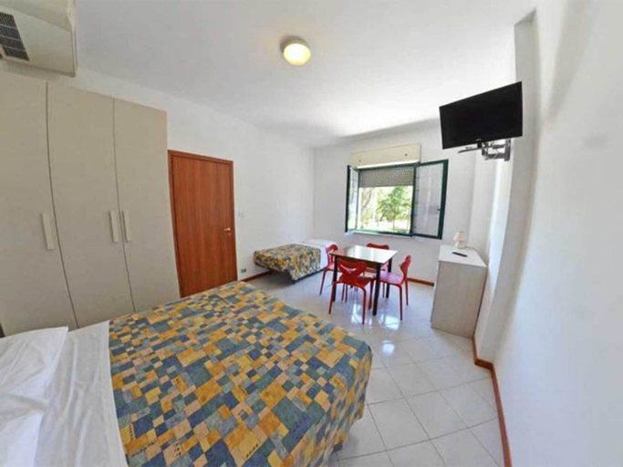 Bedroom 3, Residence Club le Nazioni, Pescara