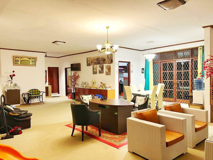 Bedroom 4, Villa Neelendra, Bogor