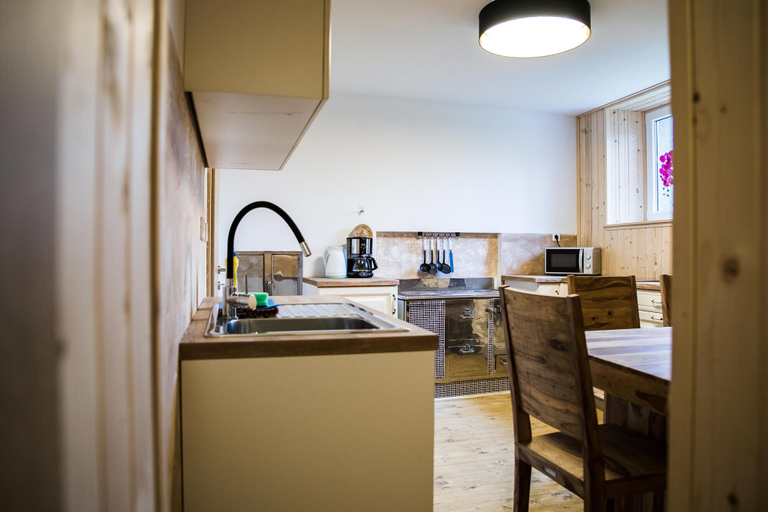 Others 5, Apartments Arh, Bohinj