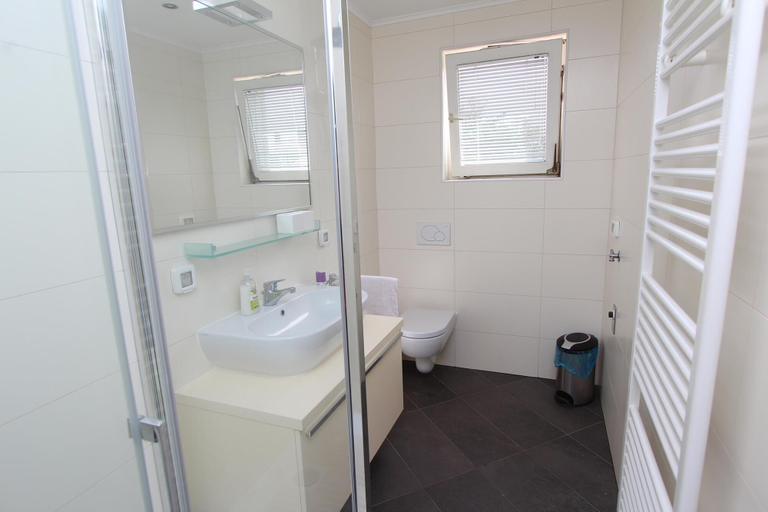 Bathroom 4, Apartment Suzana, Rovinj
