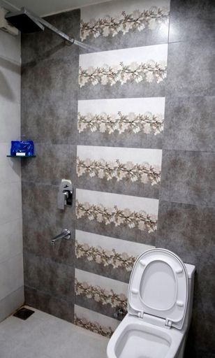 Bathroom 4, Hotel Krishna by KeyMagics, Jaipur
