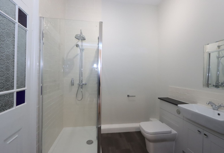 Bathroom 3, No.31 Castle Gate, Nottinghamshire