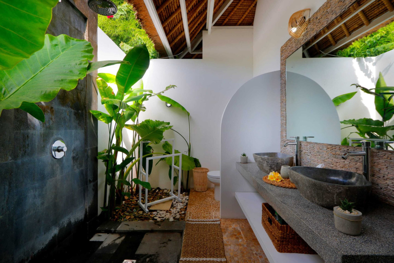 Bathroom 4, Traditional Private Villa, 3 BR, Uluwatu, Badung