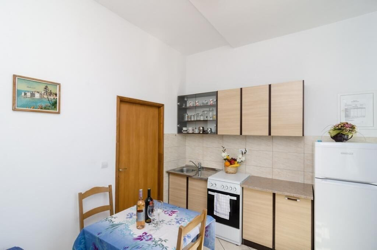 Others 4, Apartments Mamma Mia, Župa Dubrovačka