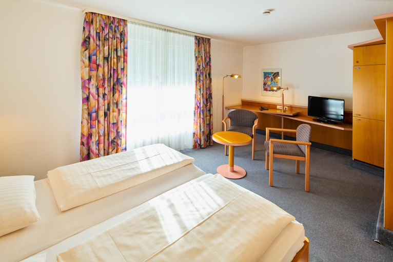 Bedroom 2, Hotel Brita Stuttgart, Stuttgart