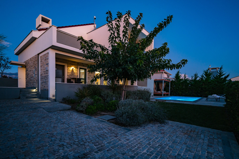 Exterior & Views 2, Villa Flavia and Alba - Private Pool, Novalja