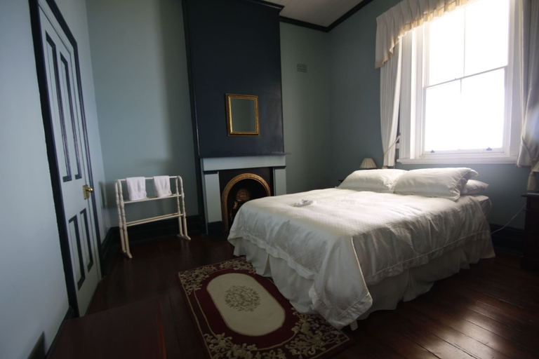 Bedroom 3, Montague Island Lighthouse, Eurobodalla