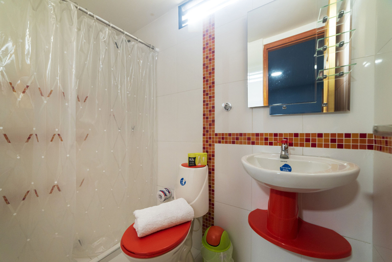 Bathroom 3, Ayenda 1405 Ibiza, Santiago de Cali