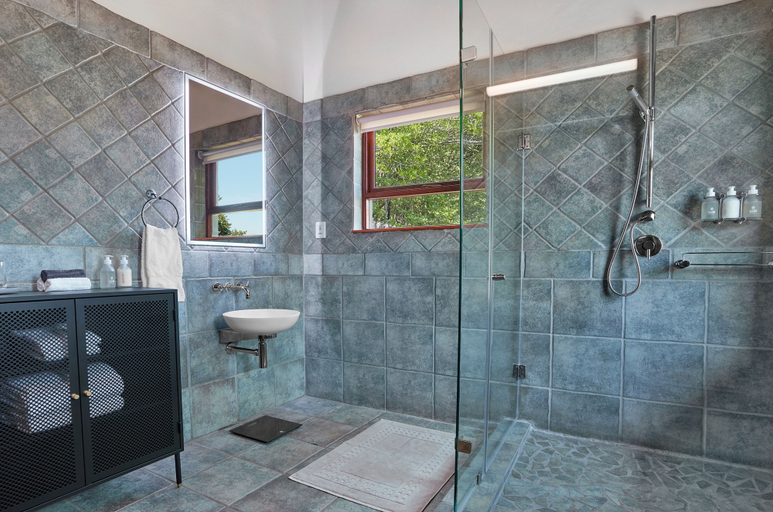 Bathroom 5, The Cliffside Boutique Getaway, City of Johannesburg
