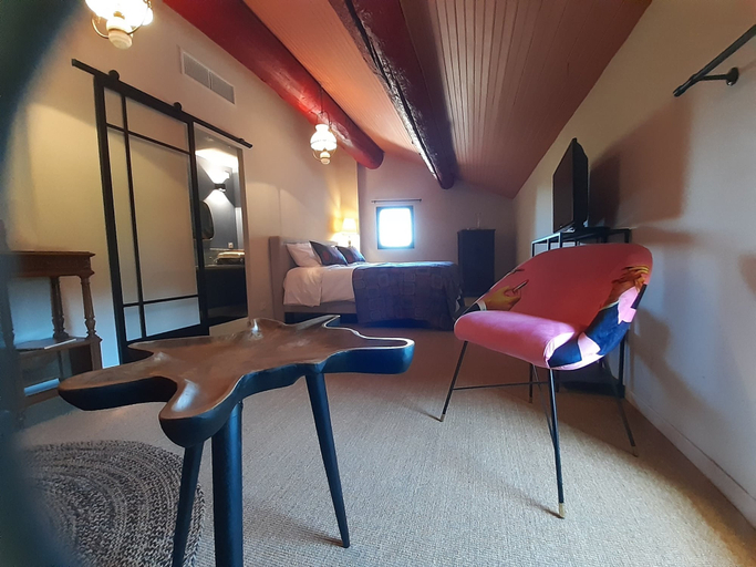 Bedroom 2, Rémy A Dit, Bouches-du-Rhône