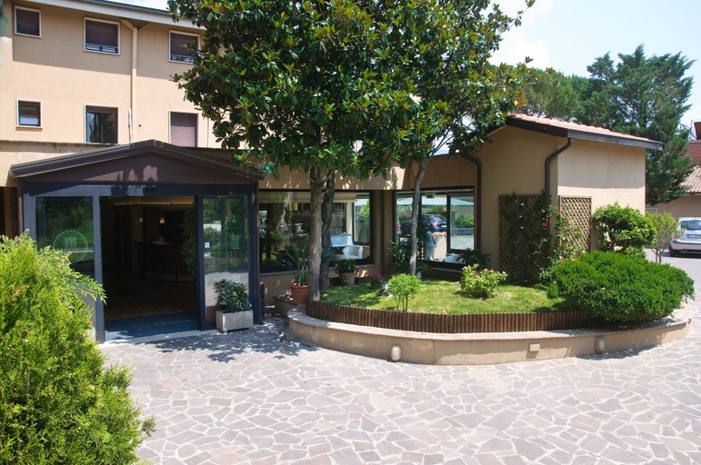 Exterior & Views 2, Hotel Le Grazie, Perugia