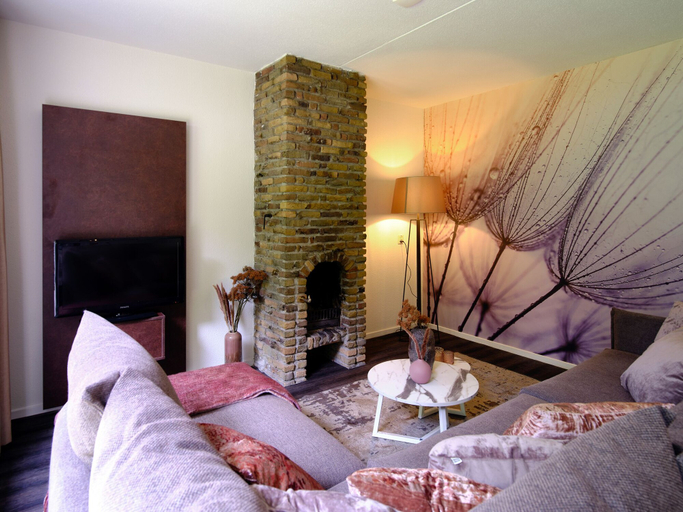 Bedroom 3, Vakantiepark De Bosrand, Epe