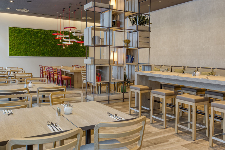 Food & Drinks 2, IntercityHotel Berlin Airport BER Terminal 1+2, Dahme-Spreewald