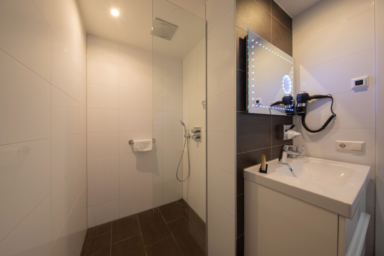 Bathroom 4, Boutique Hotel Scheepers, Valkenburg aan de Geul