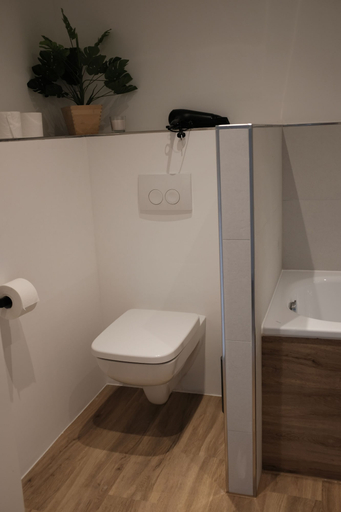 Bathroom 5, aparthotel glück auf Düppelstrasse, Oberhausen