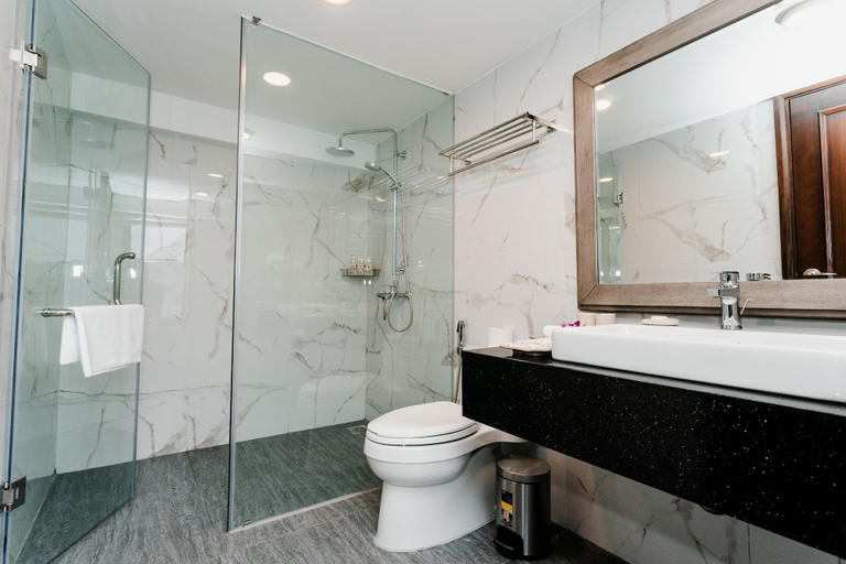Bathroom 4, Thien An Hotel Bac Giang, Việt Yên