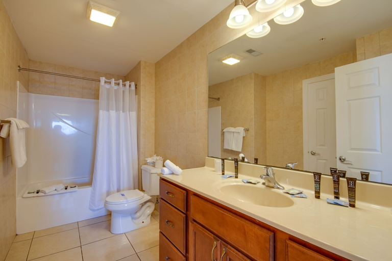 Bathroom 3, Americana Condos 10th street, Worcester