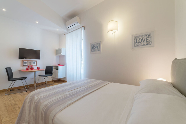 Others 2, Santa Maria Maggiore Exclusive Apartment, Rome