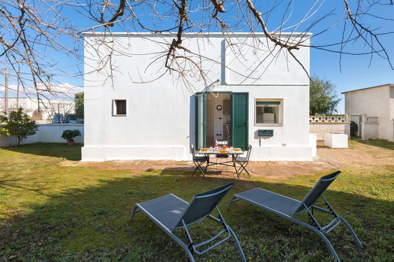 Property grounds 3, 3175 Villino Kumare by Barbarhouse, Lecce