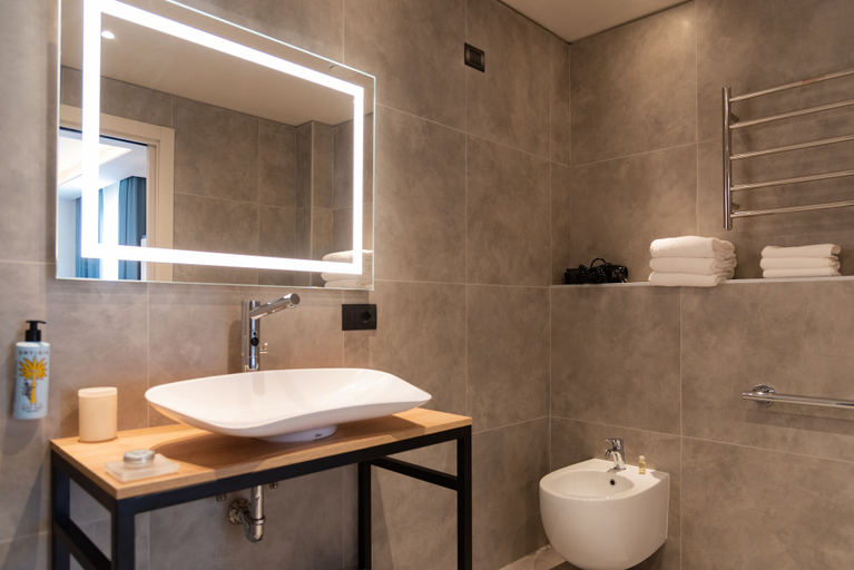 Bathroom 5, Modica Boutique Hotel, Ragusa