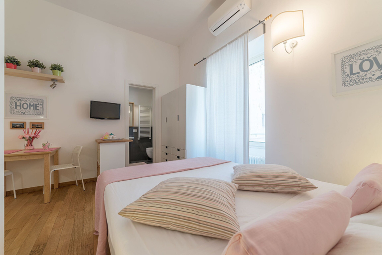 Others 5, Santa Maria Maggiore Exclusive Apartment, Rome